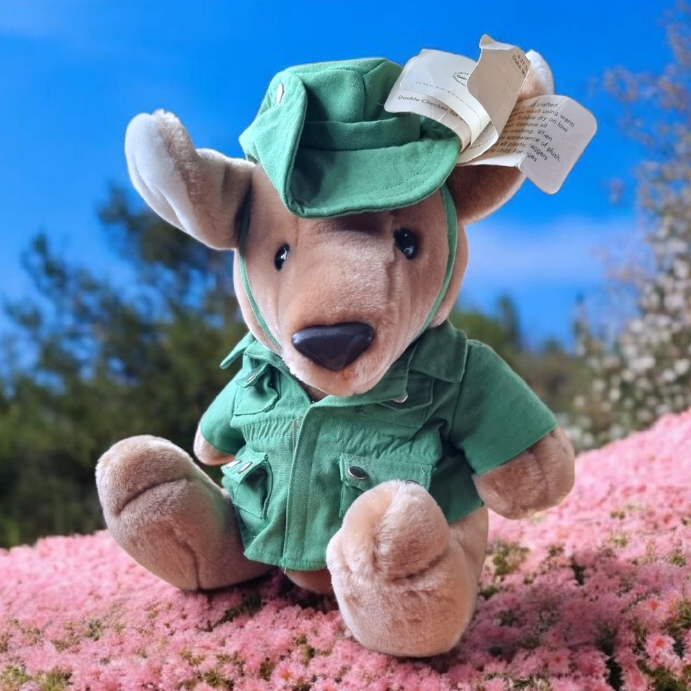 DAKIN Kangaroo 11 Inch Plush Vintage 1987 Duke Willaby Way Outback